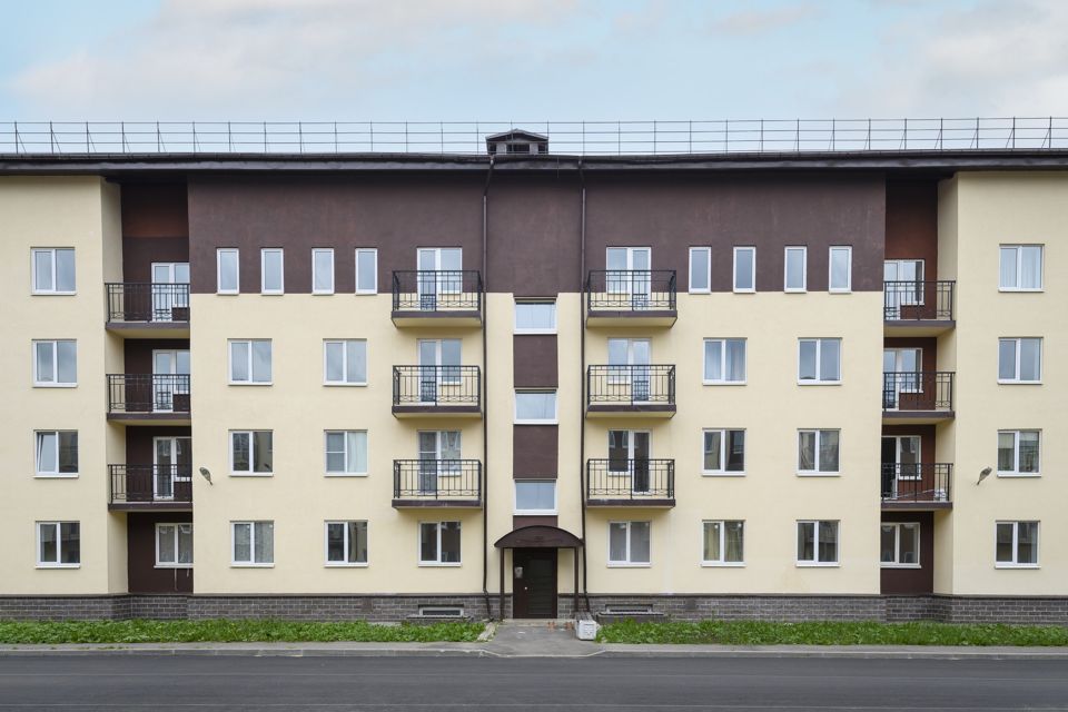 Продаётся 3-комнатная квартира, 81.8 м²