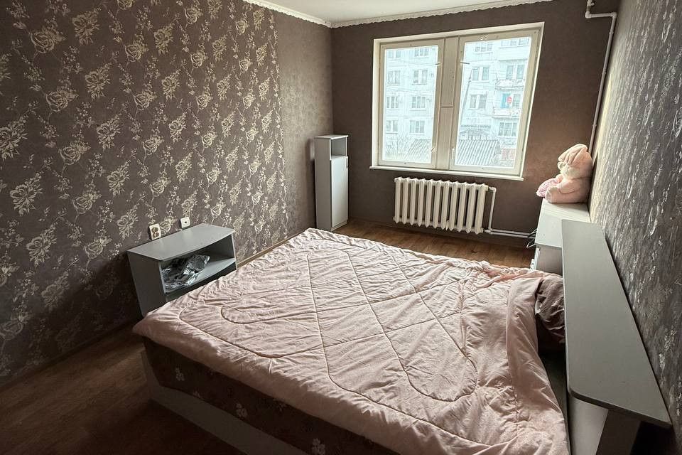 Продаётся 3-комнатная квартира, 63.8 м²