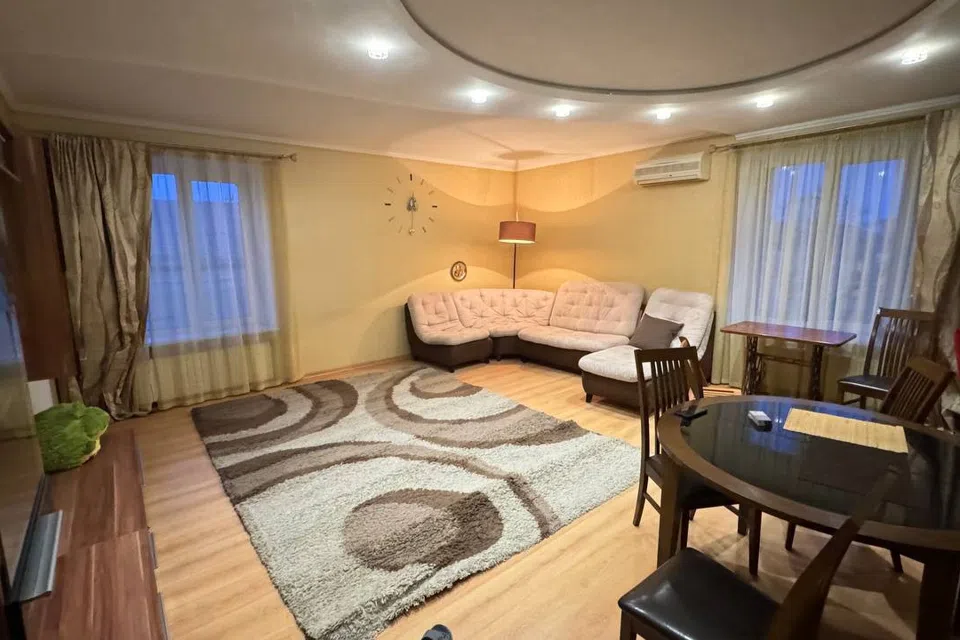 Продаётся 3-комнатная квартира, 74.9 м²