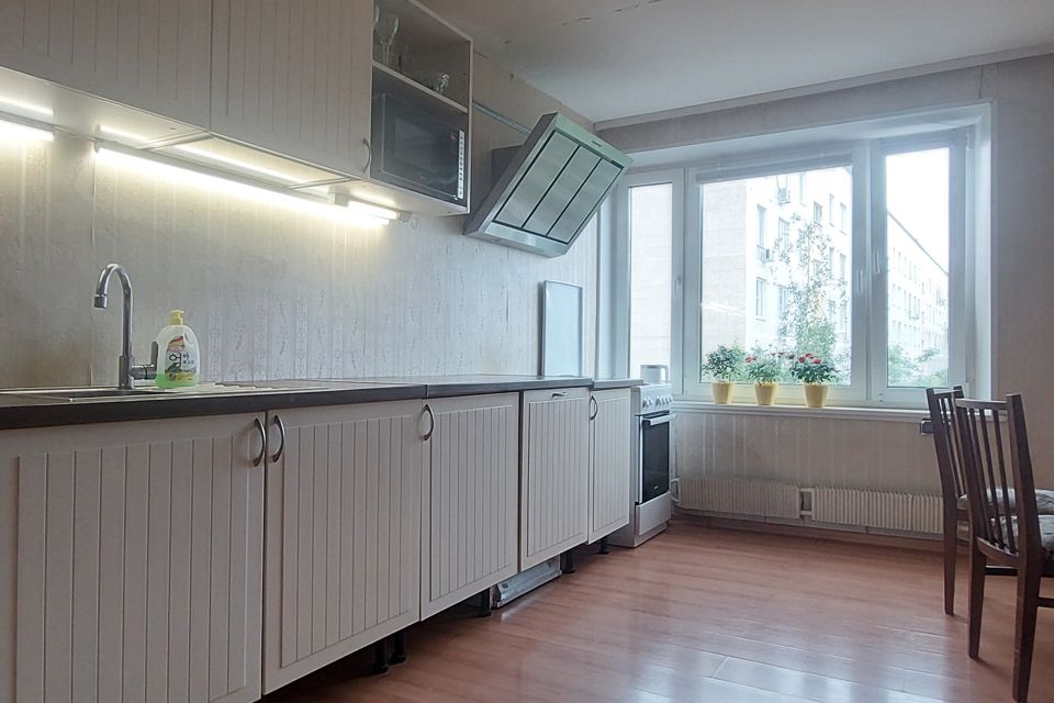 Продаётся 3-комнатная квартира, 60.3 м²