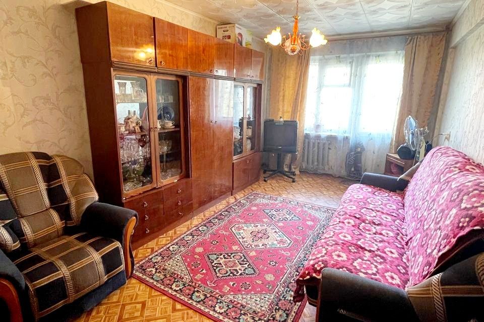 Продаётся 3-комнатная квартира, 58.4 м²