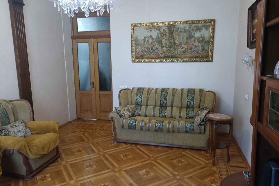 Сдаётся 3-комнатная квартира, 76 м²