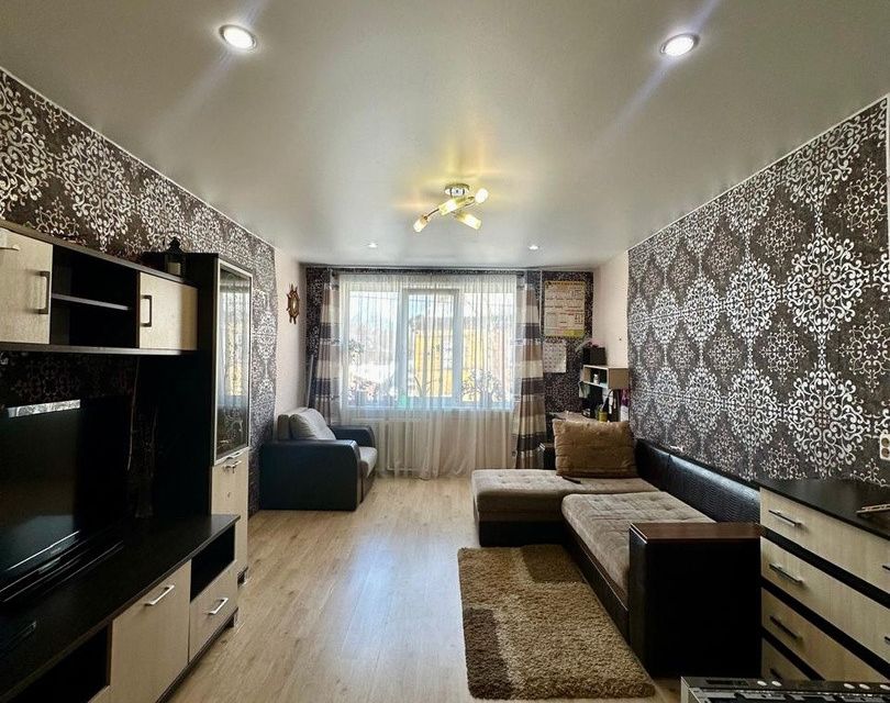 Продаётся 3-комнатная квартира, 65.8 м²