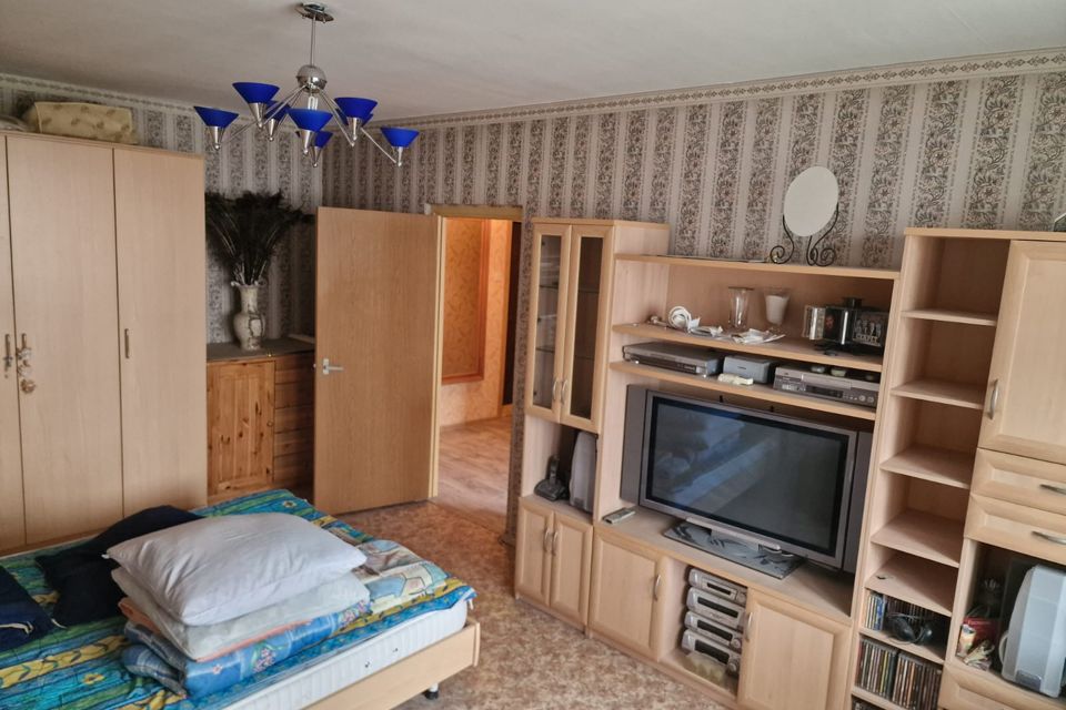 Продаётся 1-комнатная квартира, 37 м²