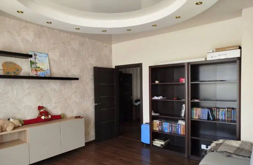 Продаётся 1-комнатная квартира, 50 м²