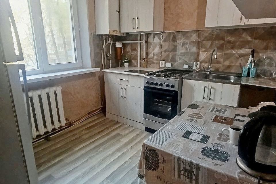 Продаётся 4-комнатная квартира, 80 м²