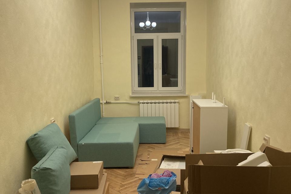 Продаётся комната в 4-комн. квартире, 13.8 м²