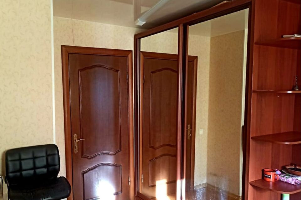 Продаётся комната в 4-комн. квартире, 12 м²