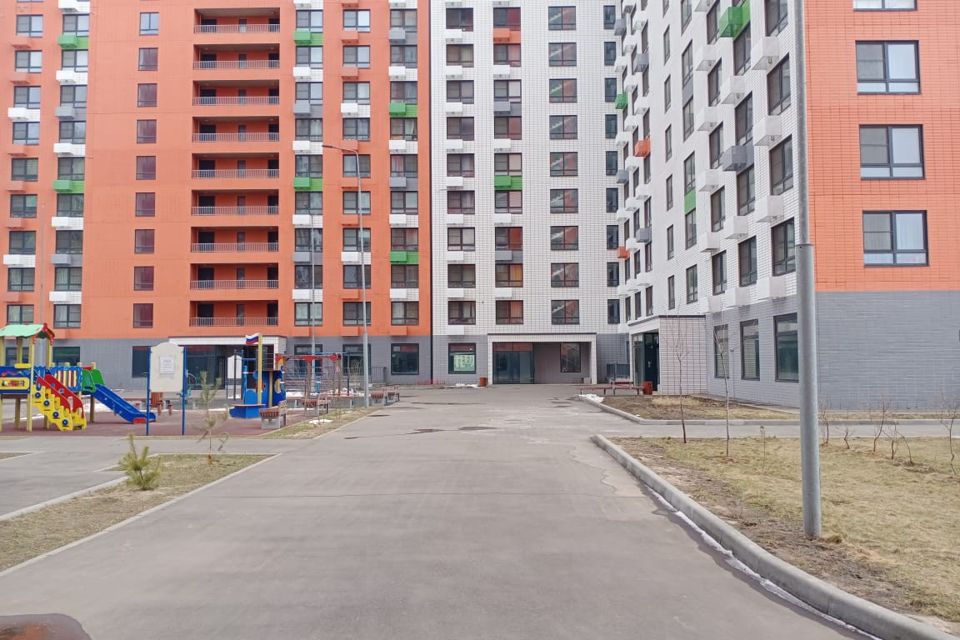 Продаётся 1-комнатная квартира, 46.6 м²