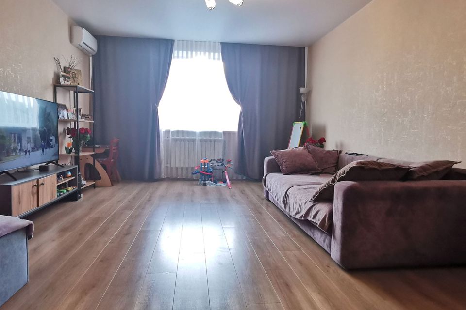 Продаётся 3-комнатная квартира, 77.36 м²