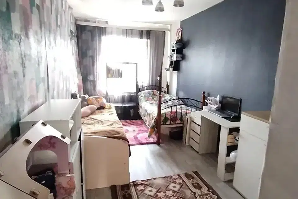 Продаётся 3-комнатная квартира, 60 м²
