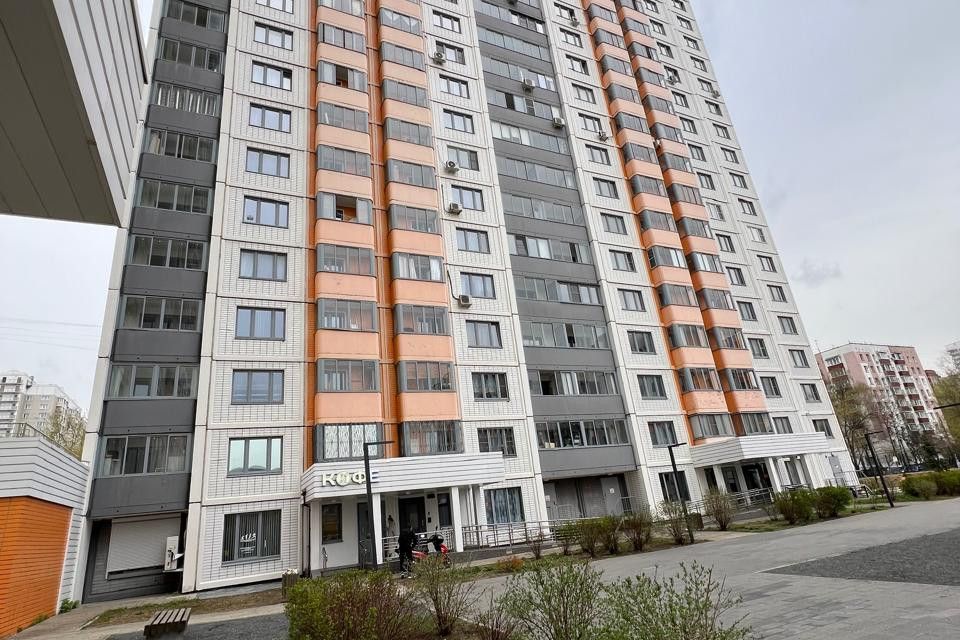 Продаётся 2-комнатная квартира, 56.5 м²