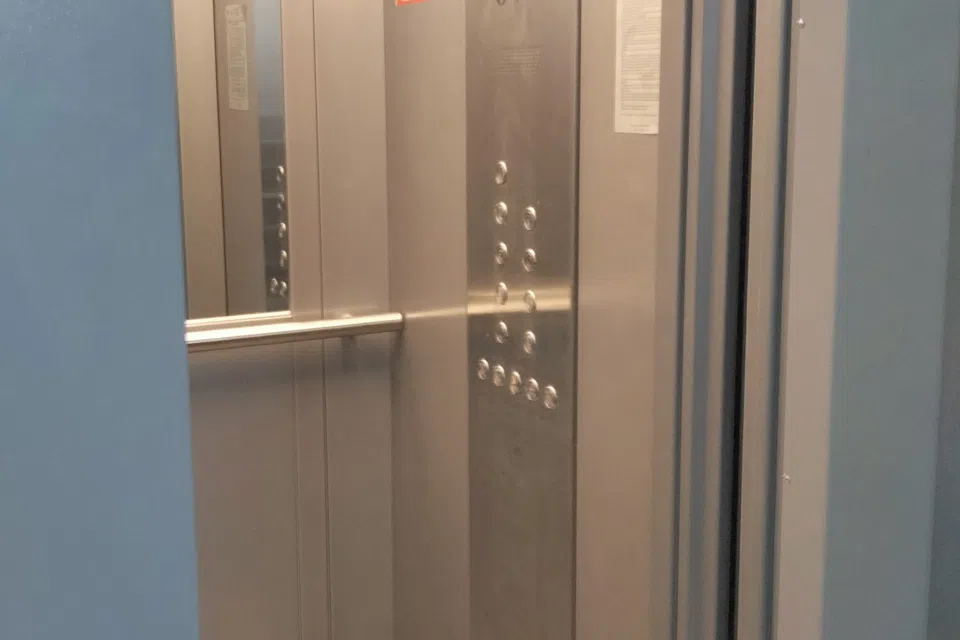 Продаётся 3-комнатная квартира, 59.9 м²