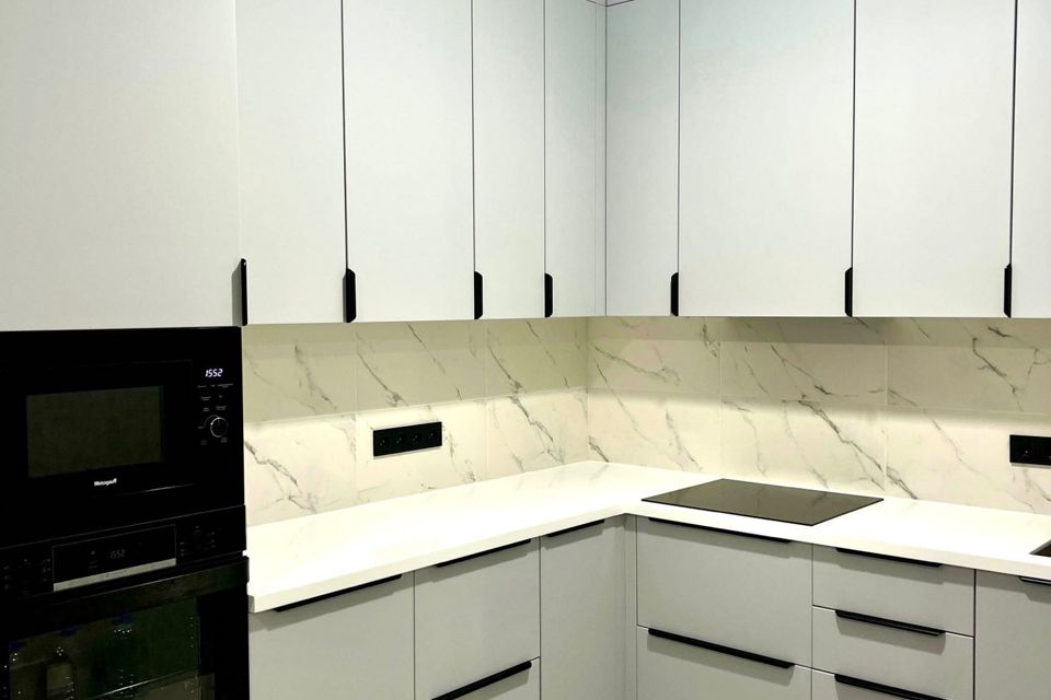 Продаётся 2-комнатная квартира, 76.5 м²