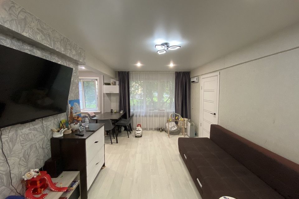 Продаётся 2-комнатная квартира, 45.7 м²