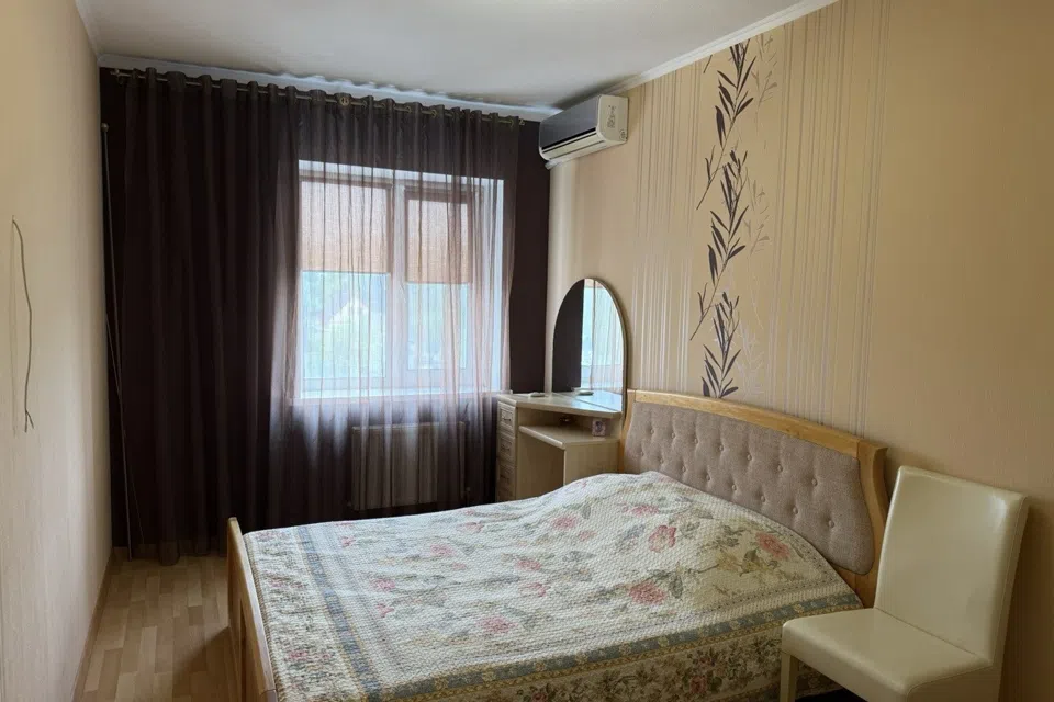 Продаётся 2-комнатная квартира, 65 м²