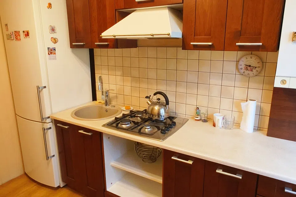 Продаётся 3-комнатная квартира, 57.6 м²
