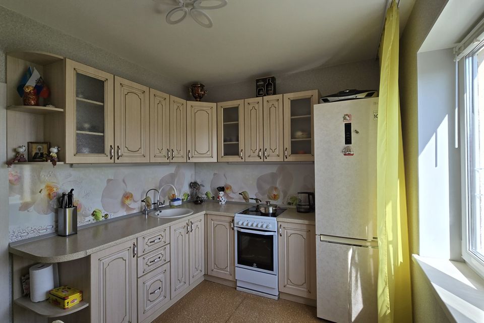 Продаётся 2-комнатная квартира, 55.9 м²