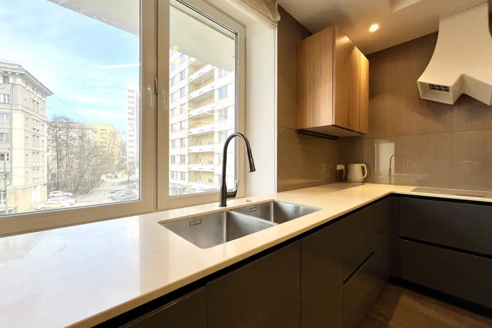 Продаётся 5-комнатная квартира, 155 м²