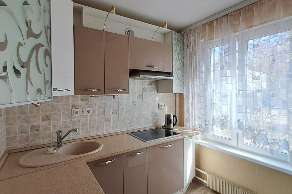Продаётся 3-комнатная квартира, 60 м²