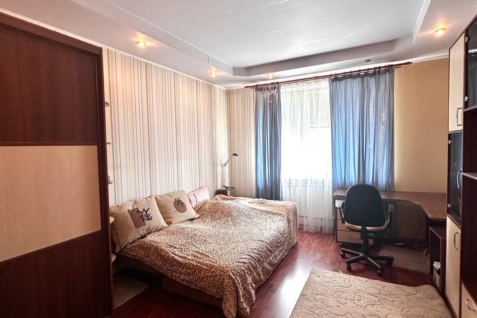 Продаётся 3-этажный дом, 311.5 м²