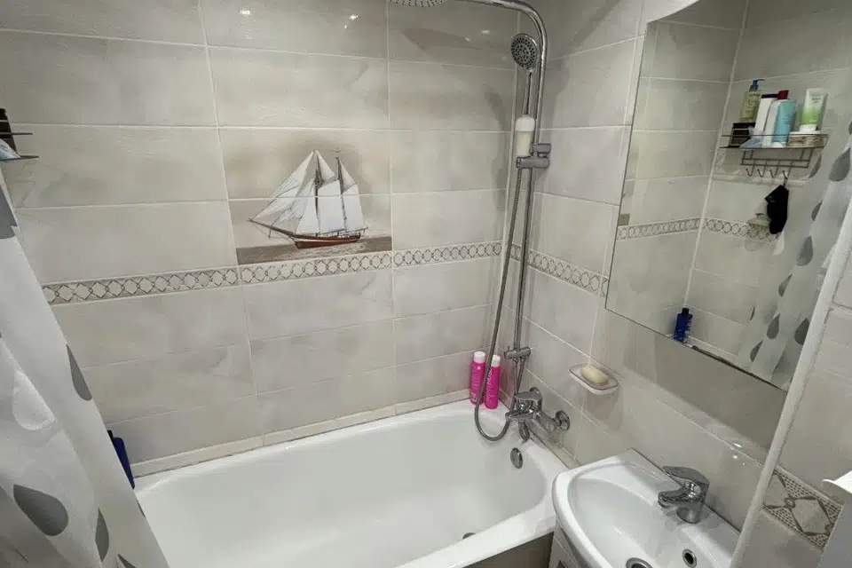 Продаётся 1-комнатная квартира, 35 м²