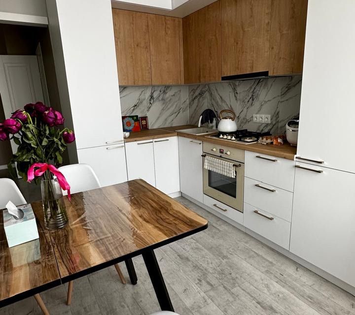 Сдаётся 1-комнатная квартира, 43 м²