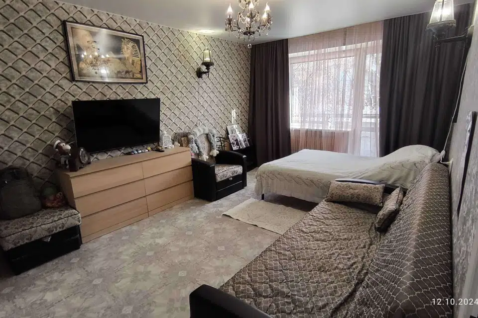 Продаётся 1-комнатная квартира, 37.4 м²