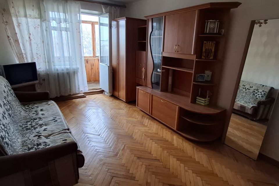 Продаётся 1-комнатная квартира, 32 м²
