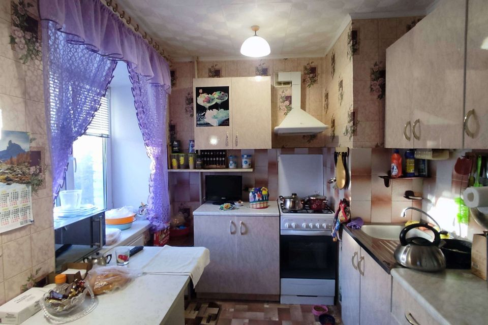 Продаётся 3-комнатная квартира, 62.2 м²