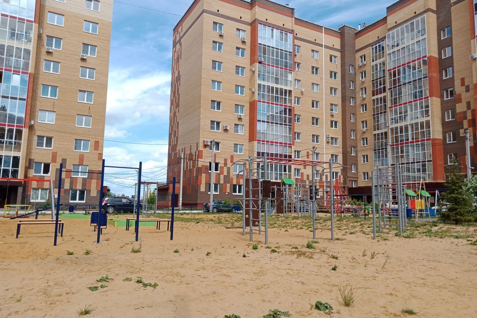 Продаётся 2-комнатная квартира, 77 м²