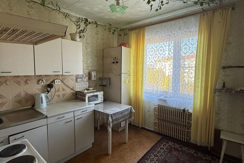 Продаётся 3-комнатная квартира, 63 м²