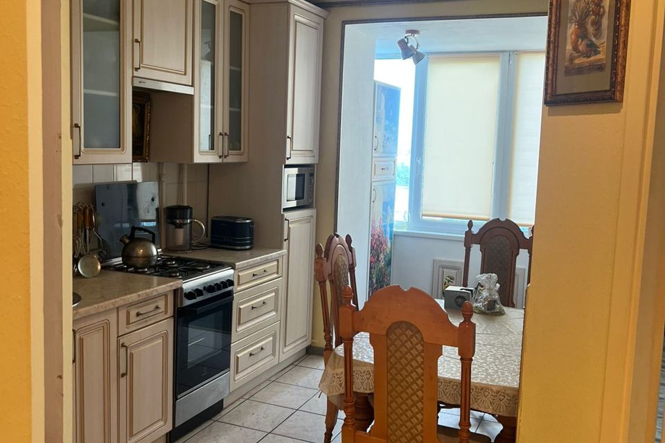 Продаётся 3-комнатная квартира, 61.1 м²