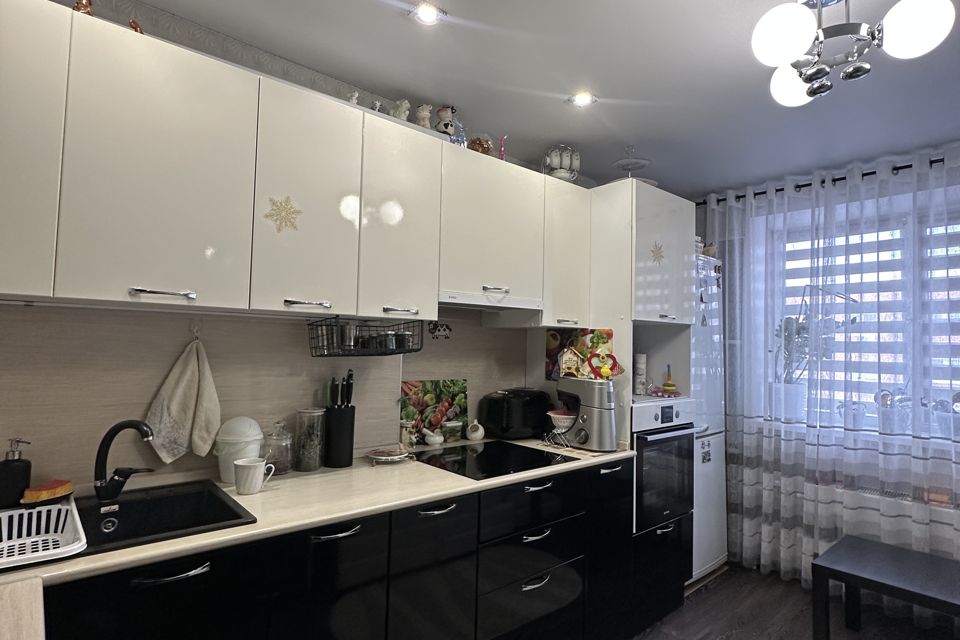 Продаётся 1-комнатная квартира, 38.1 м²