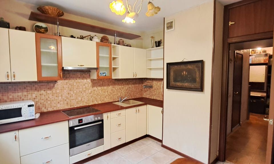 Продаётся 2-комнатная квартира, 58.2 м²