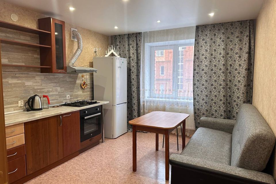 Продаётся 1-комнатная квартира, 42.4 м²