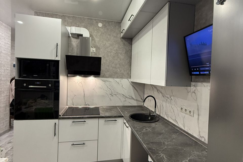 Продаётся 1-комнатная квартира, 37 м²