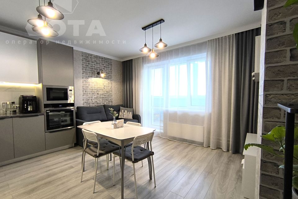 Продаётся 2-комнатная квартира, 66.2 м²