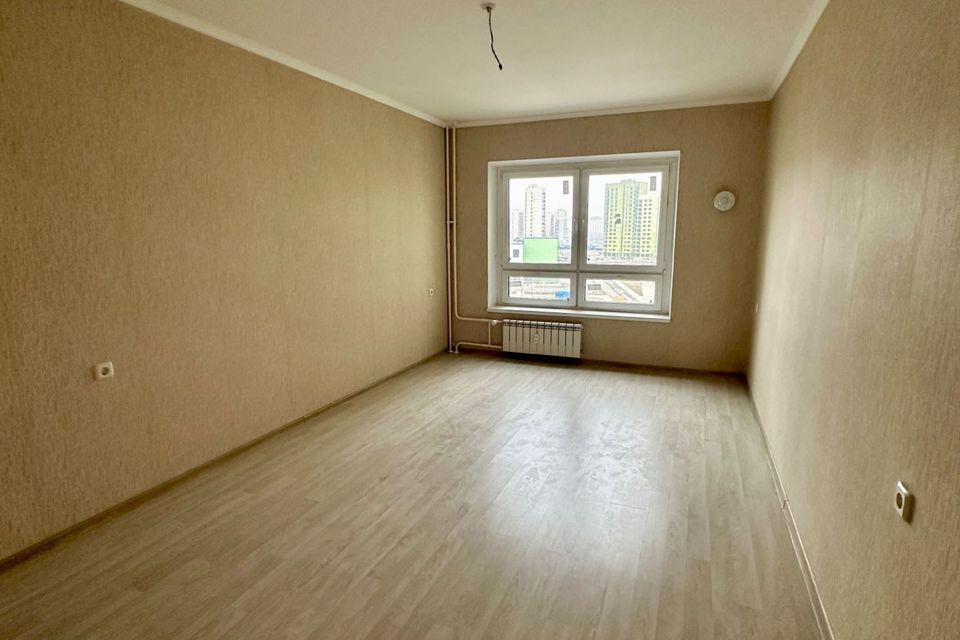 Продаётся 4-комнатная квартира, 90.8 м²