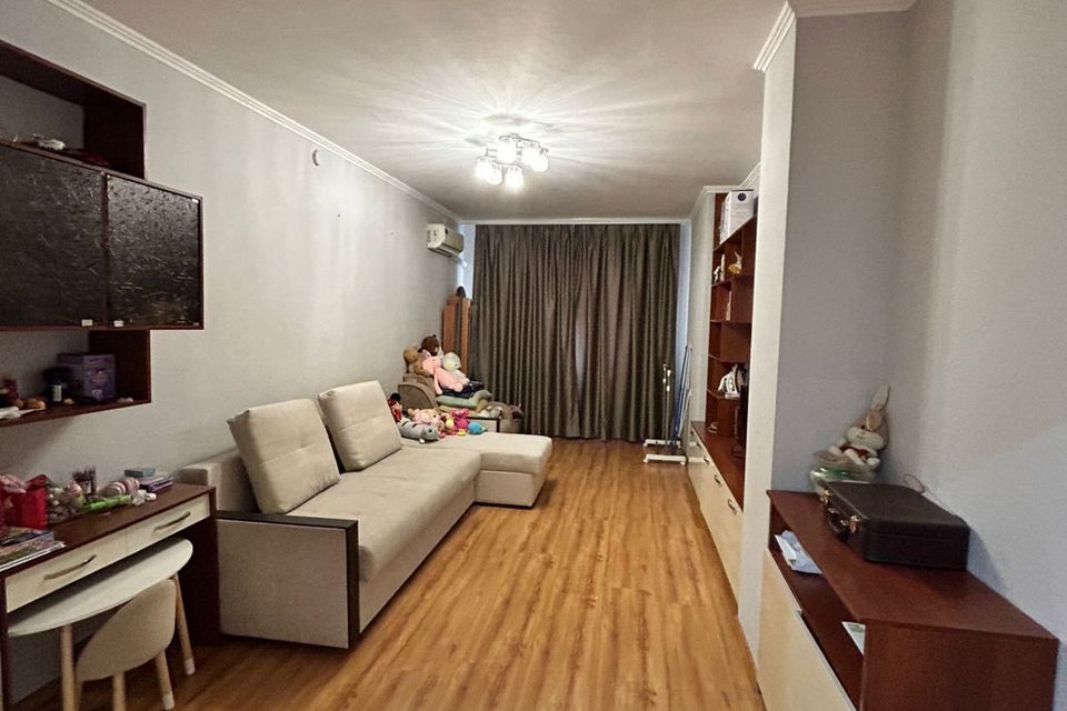 Продаётся 1-комнатная квартира, 48.1 м²