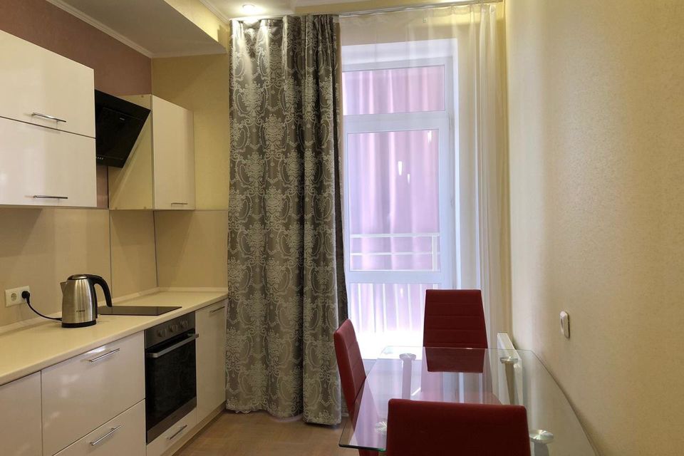 Сдаётся 1-комнатная квартира, 38 м²