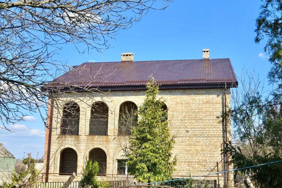 Продаётся 3-этажный дом, 510 м²
