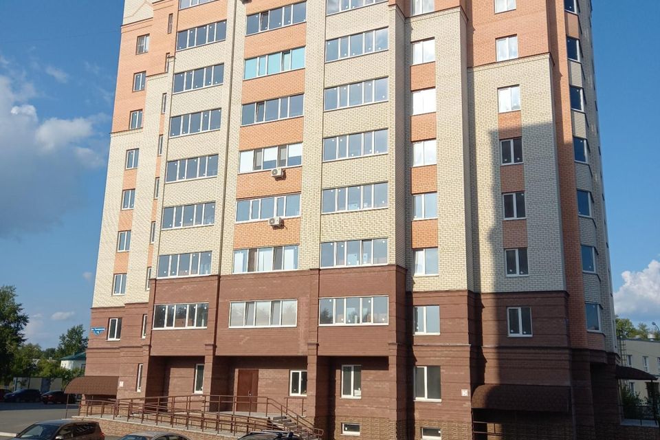 Продаётся 1-комнатная квартира, 63.9 м²