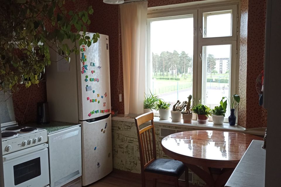 Продаётся 2-комнатная квартира, 57 м²