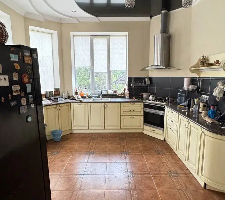 Продаётся 2-этажный дом, 352.3 м²