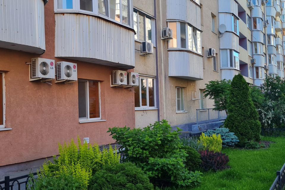 Продаётся 3-комнатная квартира, 112.8 м²