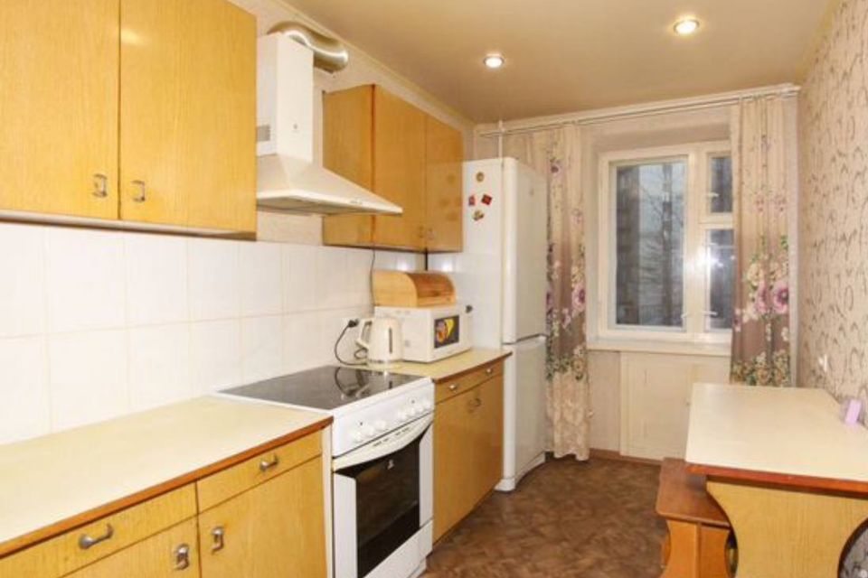 Продаётся 4-комнатная квартира, 75.5 м²