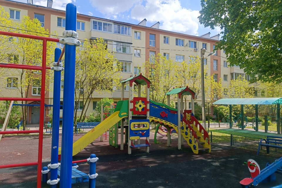 Продаётся 3-комнатная квартира, 62 м²