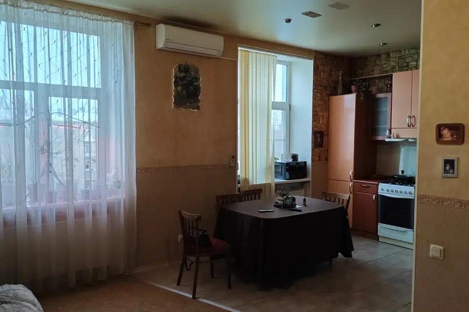 Продаётся 3-комнатная квартира, 80 м²