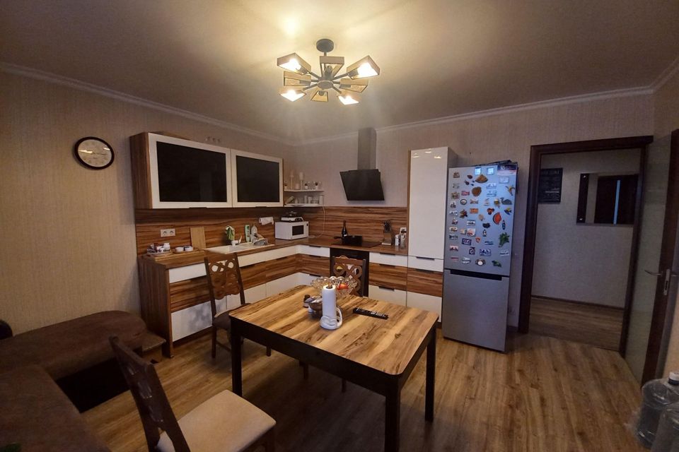 Продаётся 2-комнатная квартира, 60 м²